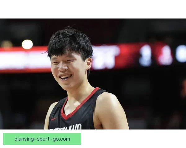 斯普利特点评杨瀚森表示他开会无需全程翻译仍有提升空间